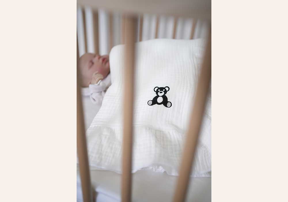 Muslin dekica crni medvjedic